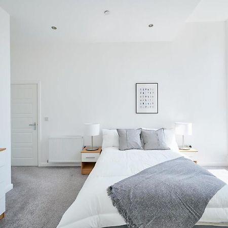 Modern 2 Bedroom Apartment In Preston Preston  Eksteriør bilde